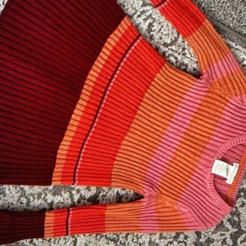 Stylish design knit blouse